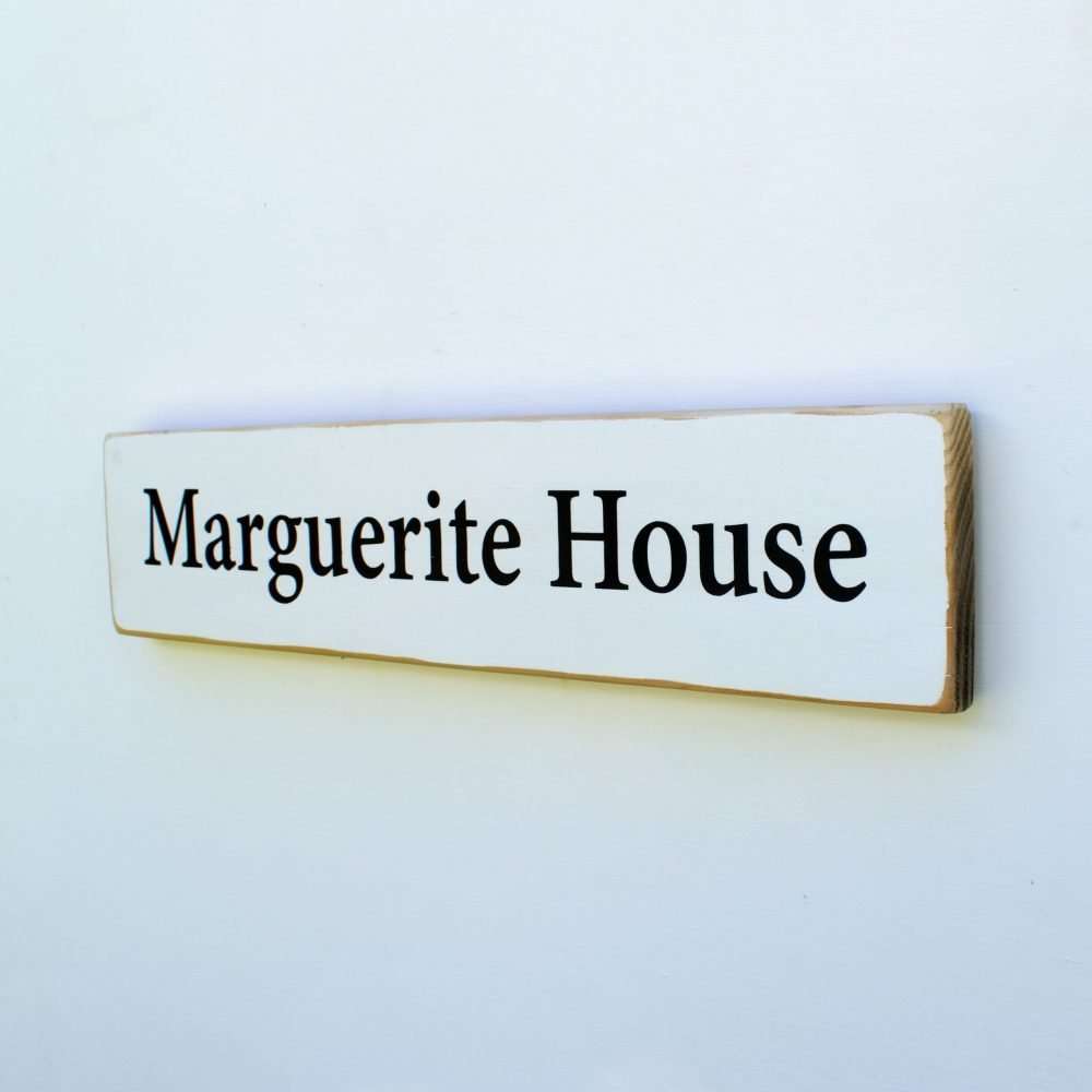 Personalised wooden sign